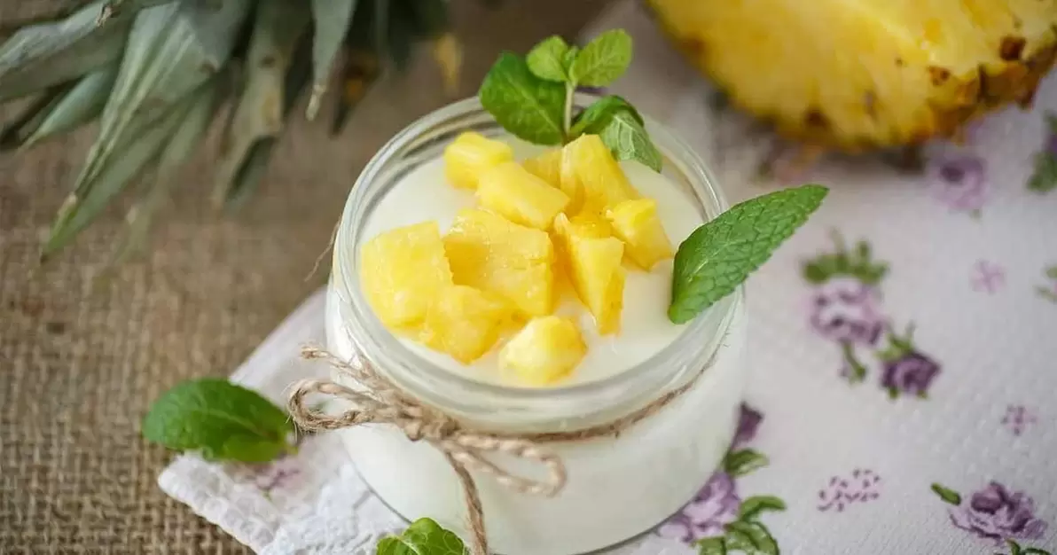 jogurtas ir ananasai odos atjauninimui